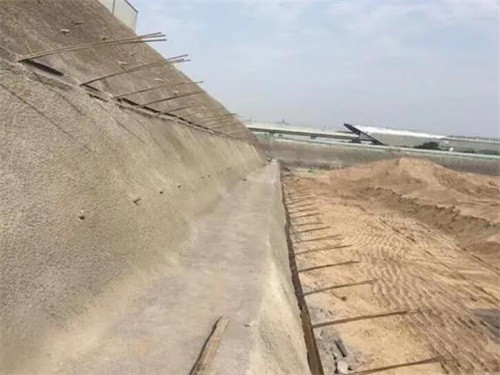 绿春河道边坡加固